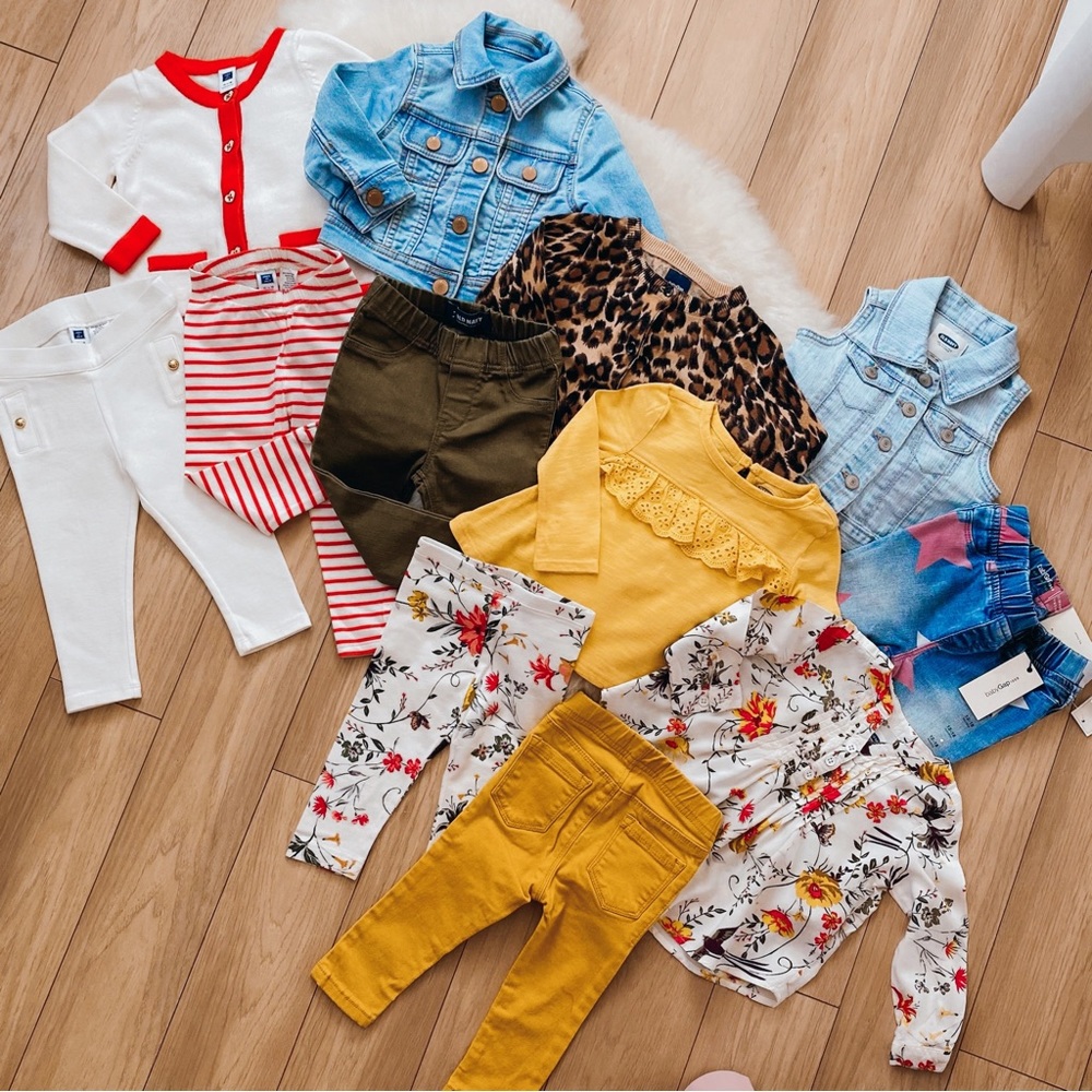 Girls bundle of clothes, size 18 months